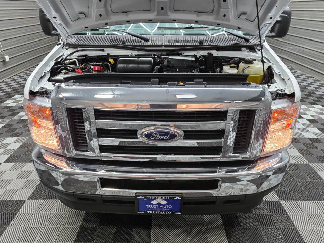 Used 2021 Ford E-450 and Econoline 450 Super Duty w/ Power Windows & Locks Group RWD image 29