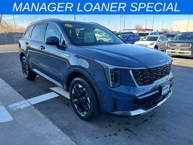 New 2025 Kia Sorento S image 3