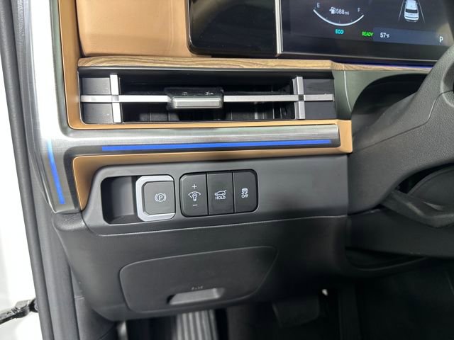 Used 2025 Hyundai Santa Fe Limited image 47