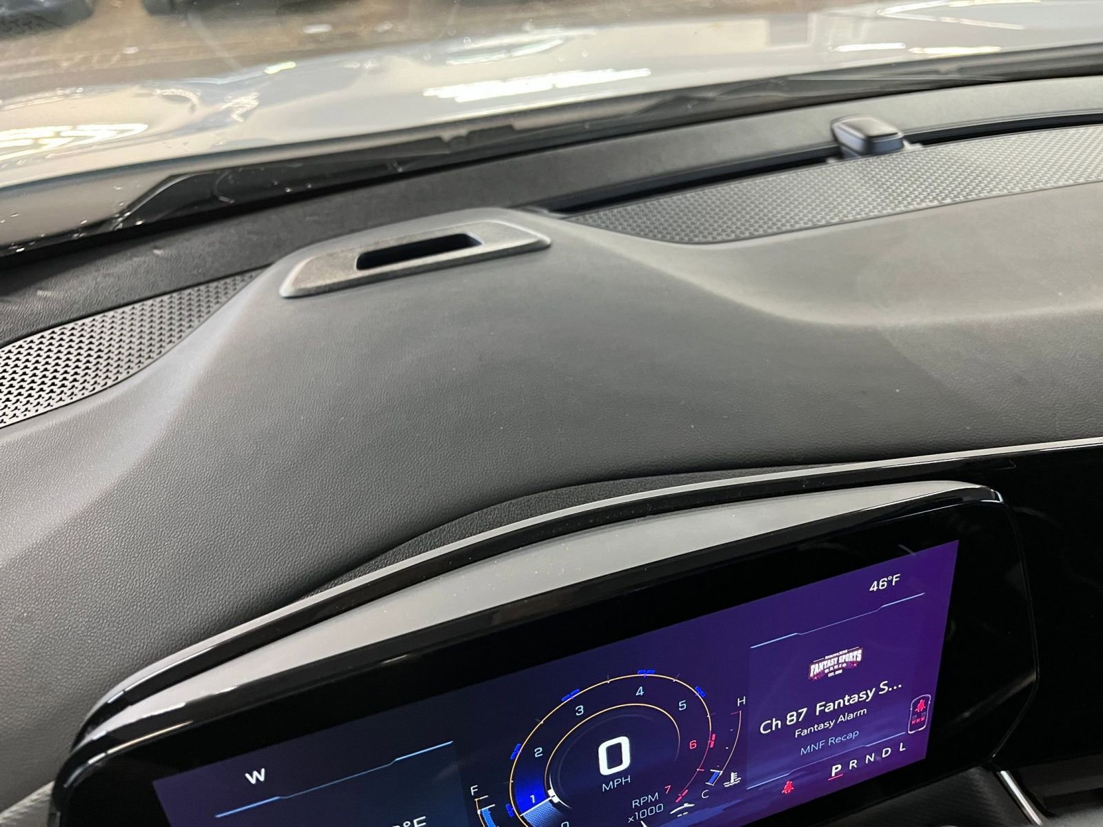 Used 2025 Chevrolet Equinox LT image 34