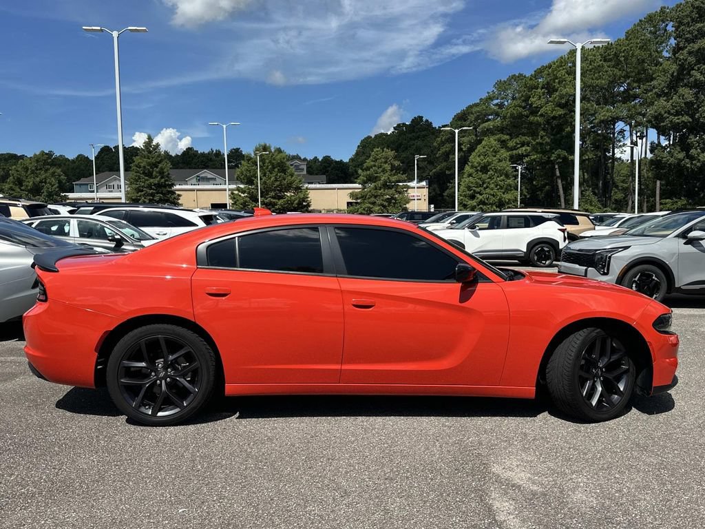 Used 2023 Dodge Charger SXT w/ Blacktop Package RWD image 4