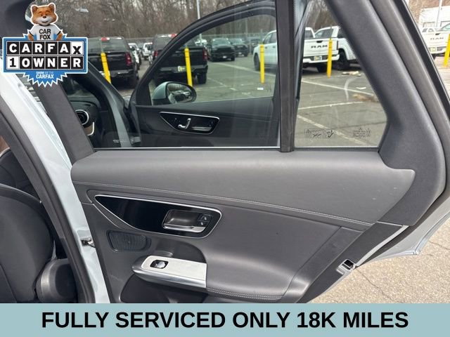 Used 2025 Mercedes-Benz GLC 300 4MATIC image 30