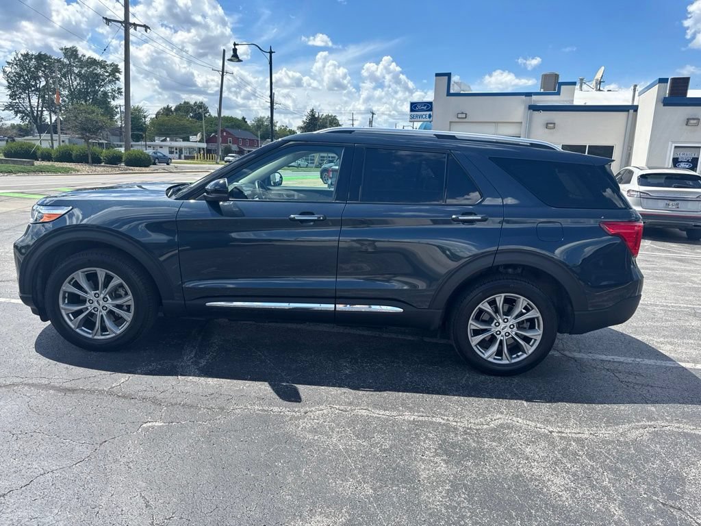 Used 2023 Ford Explorer Limited w/ Equipment Group 301A AWD/4WD image 7