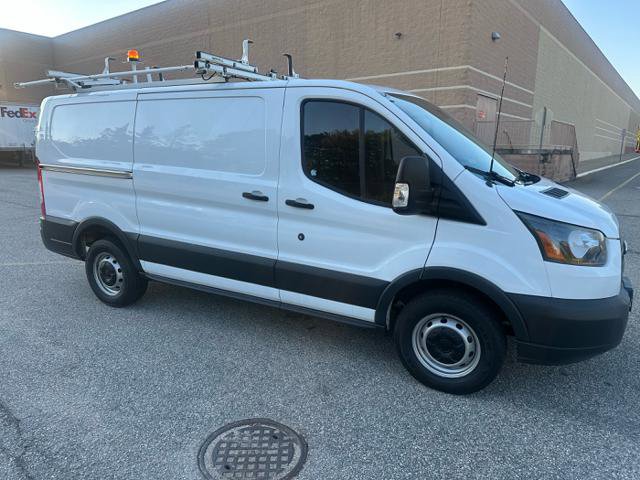 Used 2017 Ford Transit 250 130 Low Roof image 34