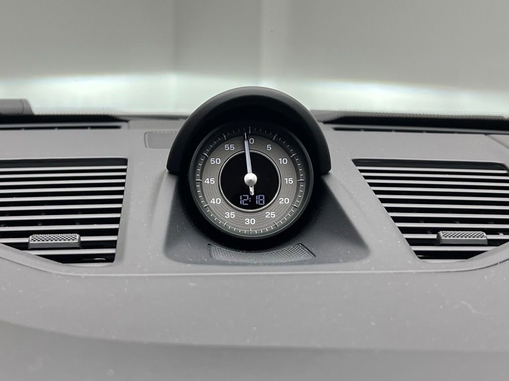 Certified 2024 Porsche 911 Turbo AWD/4WD image 16