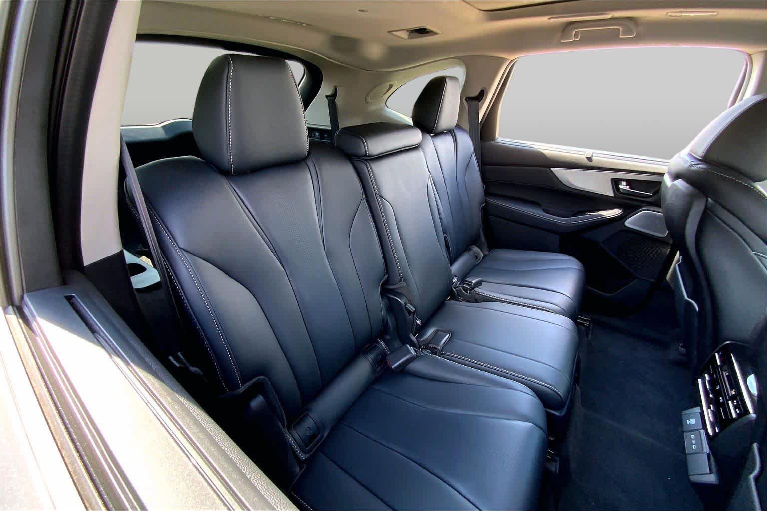 Used 2026 Acura MDX w/ Technology Package FWD image 18