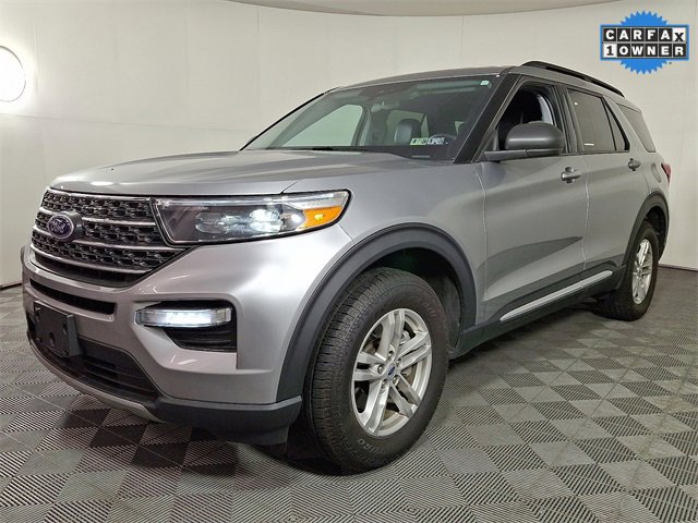 Used 2023 Ford Explorer XLT w/ Equipment Group 202A image 6