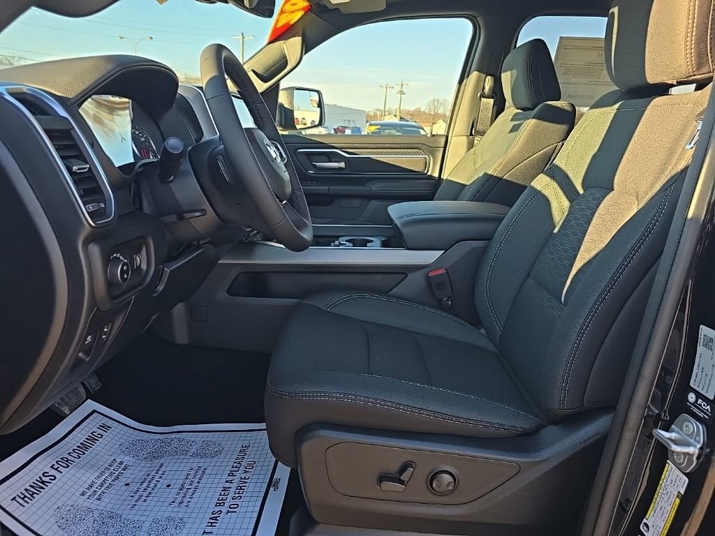 New 2026 RAM 1500 Big Horn AWD/4WD image 16