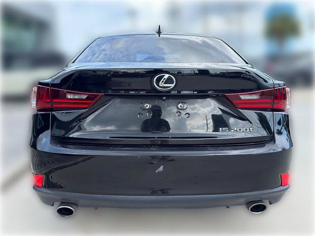 Used 2016 Lexus IS 200t RWD image 7