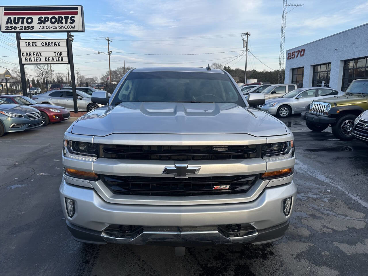 Used 2018 Chevrolet Silverado 1500 LT w/ All Star Edition image 2