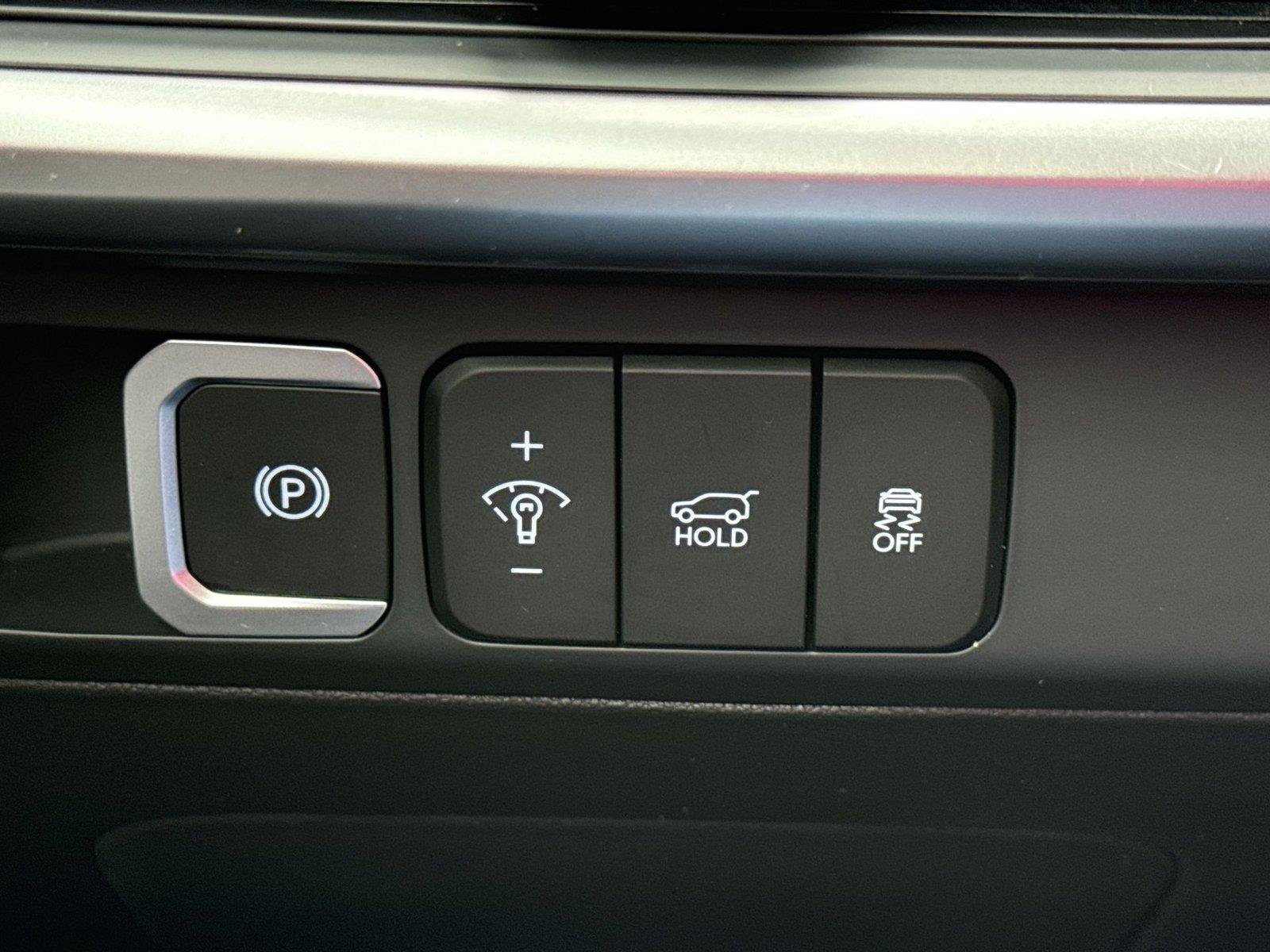 Used 2026 Hyundai Santa Fe SEL AWD/4WD image 31