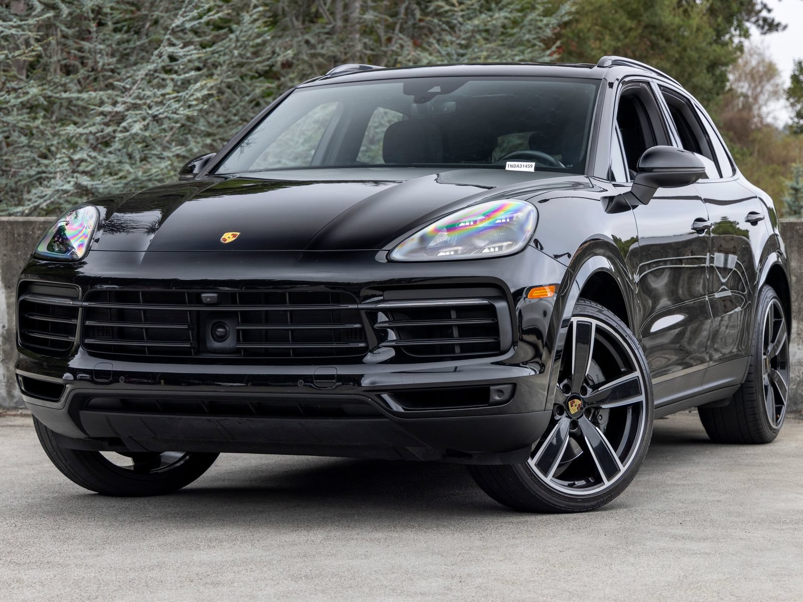 Certified 2022 Porsche Cayenne S AWD/4WD image 1
