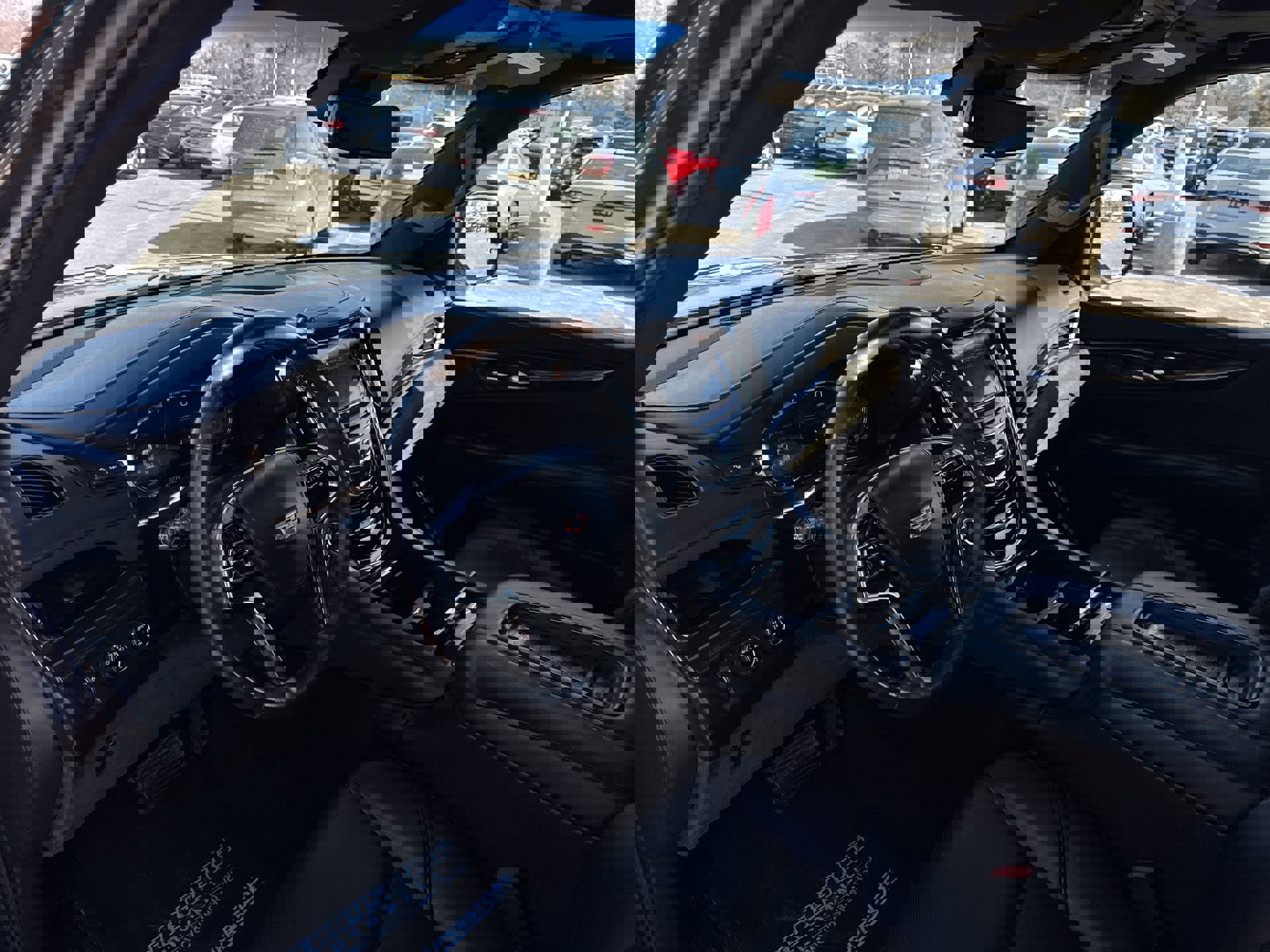 Used 2017 Cadillac Escalade Platinum image 10