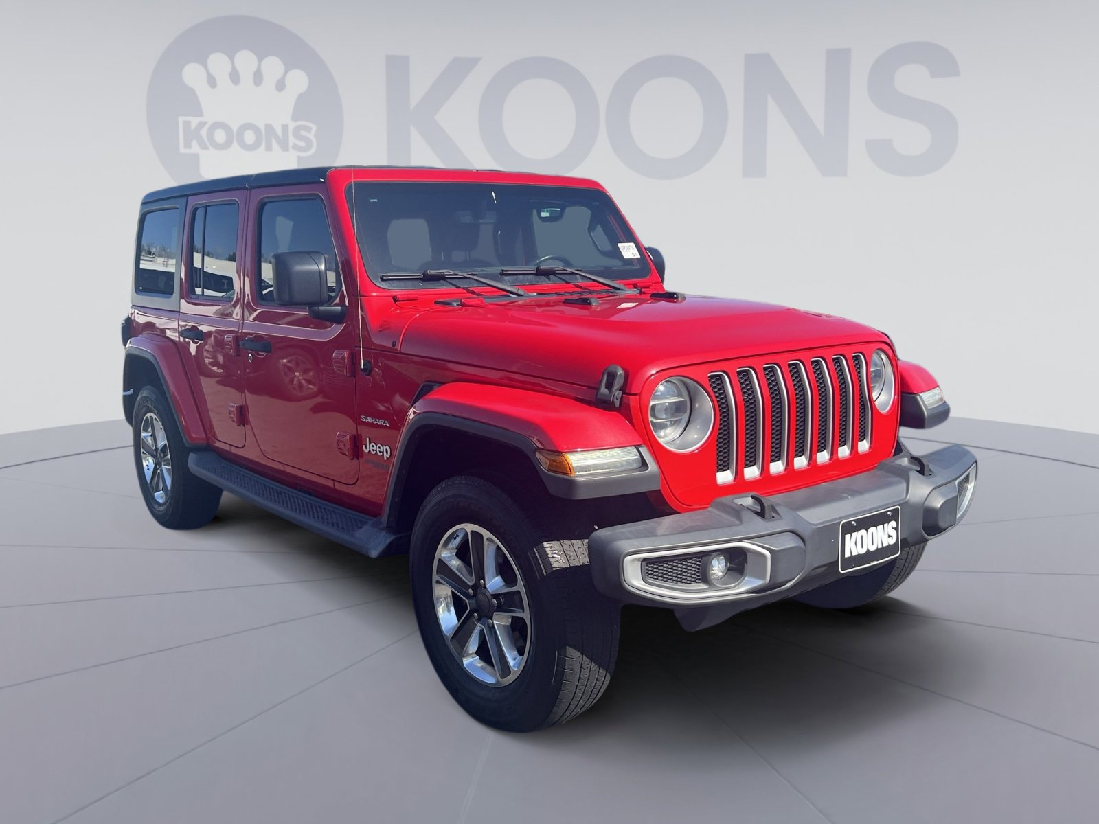 Used 2018 Jeep Wrangler Unlimited Sahara w/ Dual Top Group AWD/4WD image 18