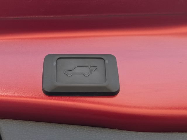 Used 2020 Toyota RAV4 XLE w/ Convenience Package AWD/4WD image 31