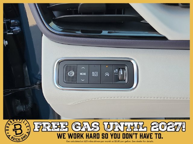 New 2027 Buick Enclave Avenir w/ LPO, Floor Liner Package FWD image 28