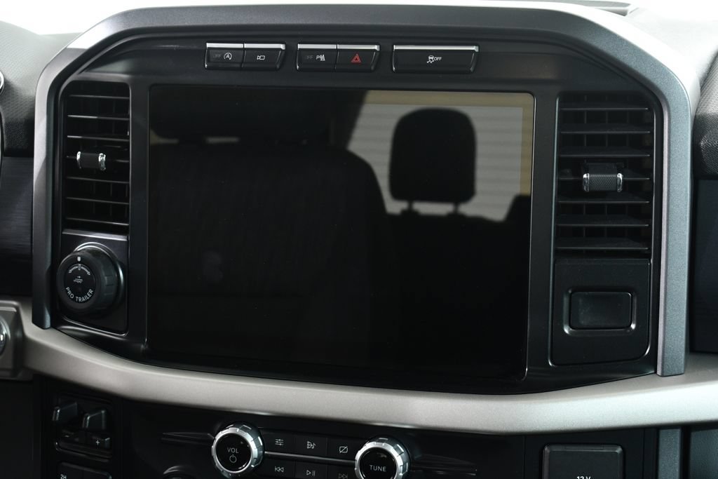 Used 2021 Ford F150 XLT w/ Equipment Group 302A High AWD/4WD image 9