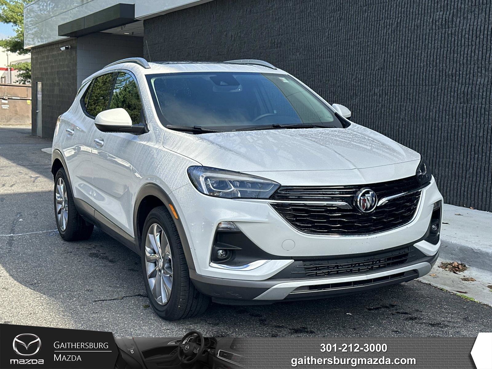 Used 2023 Buick Encore GX Essence w/ Experience Buick Package image 1