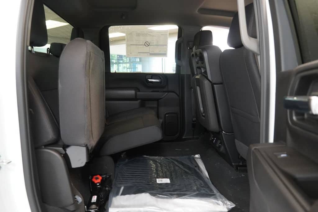 New 2026 Chevrolet Silverado 2500 Custom w/ Custom Convenience Package AWD/4WD image 29