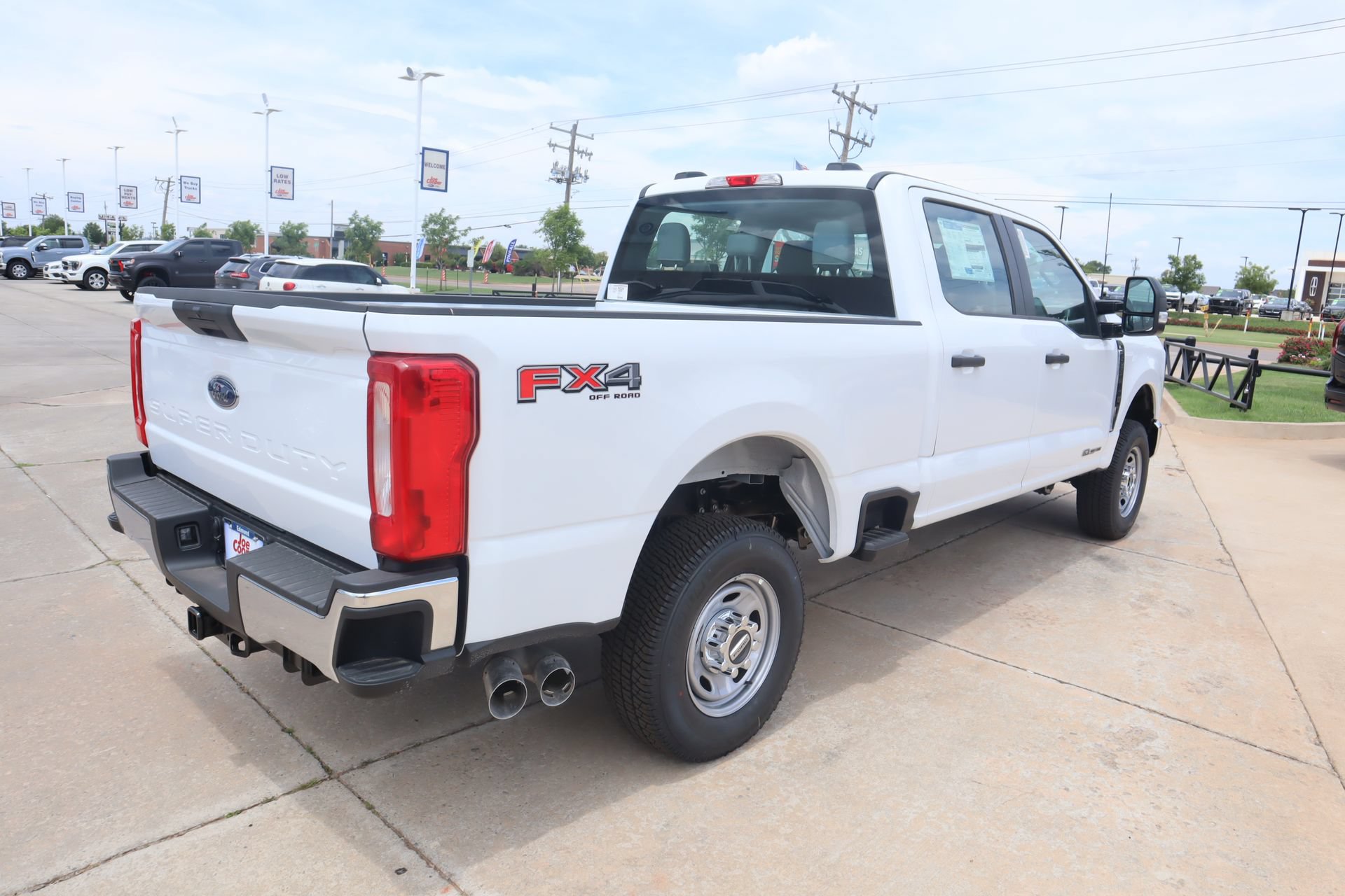New 2026 Ford F250 XL w/ FX4 Off-Road Package AWD/4WD image 19