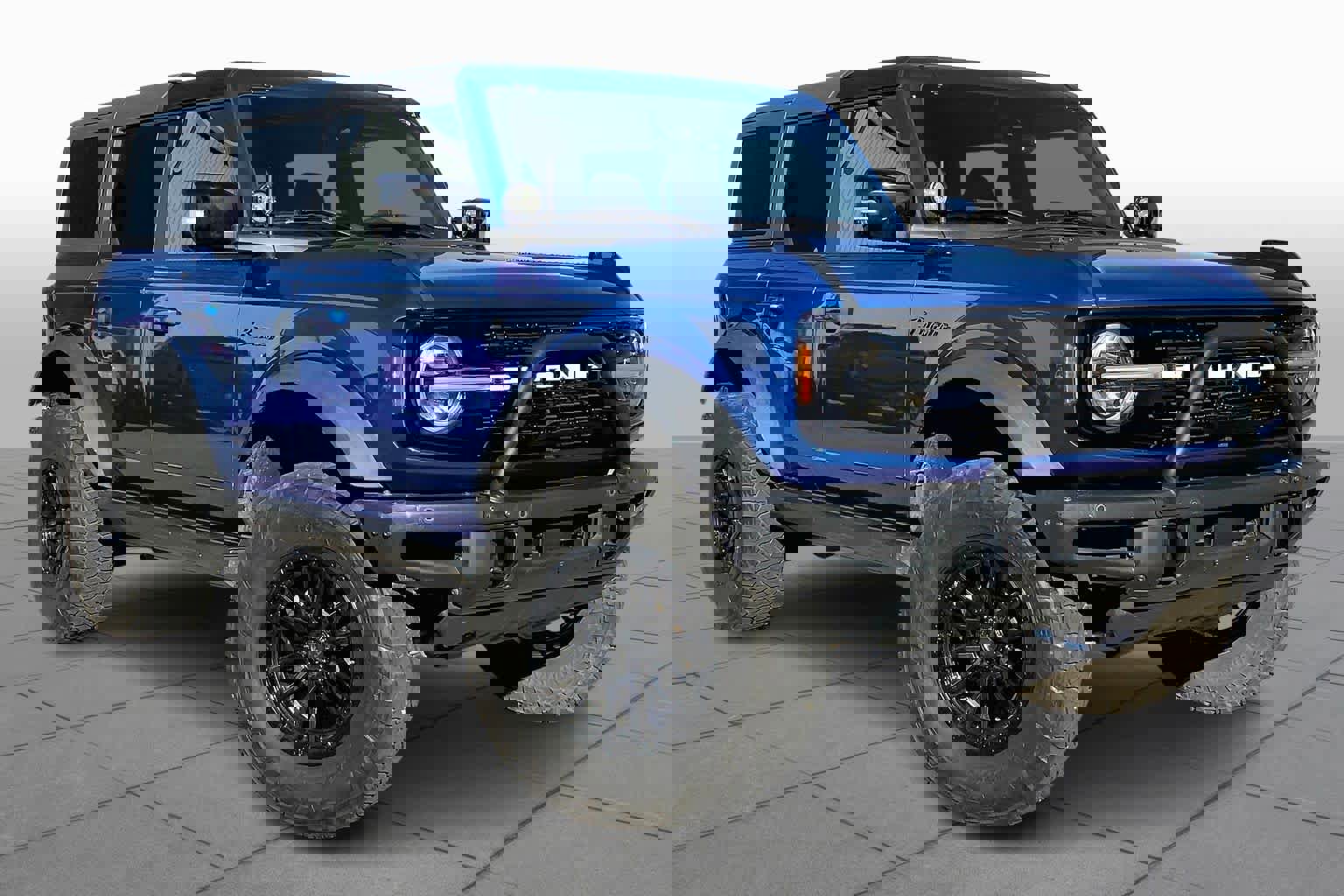 Used 2021 Ford Bronco First Edition image 4