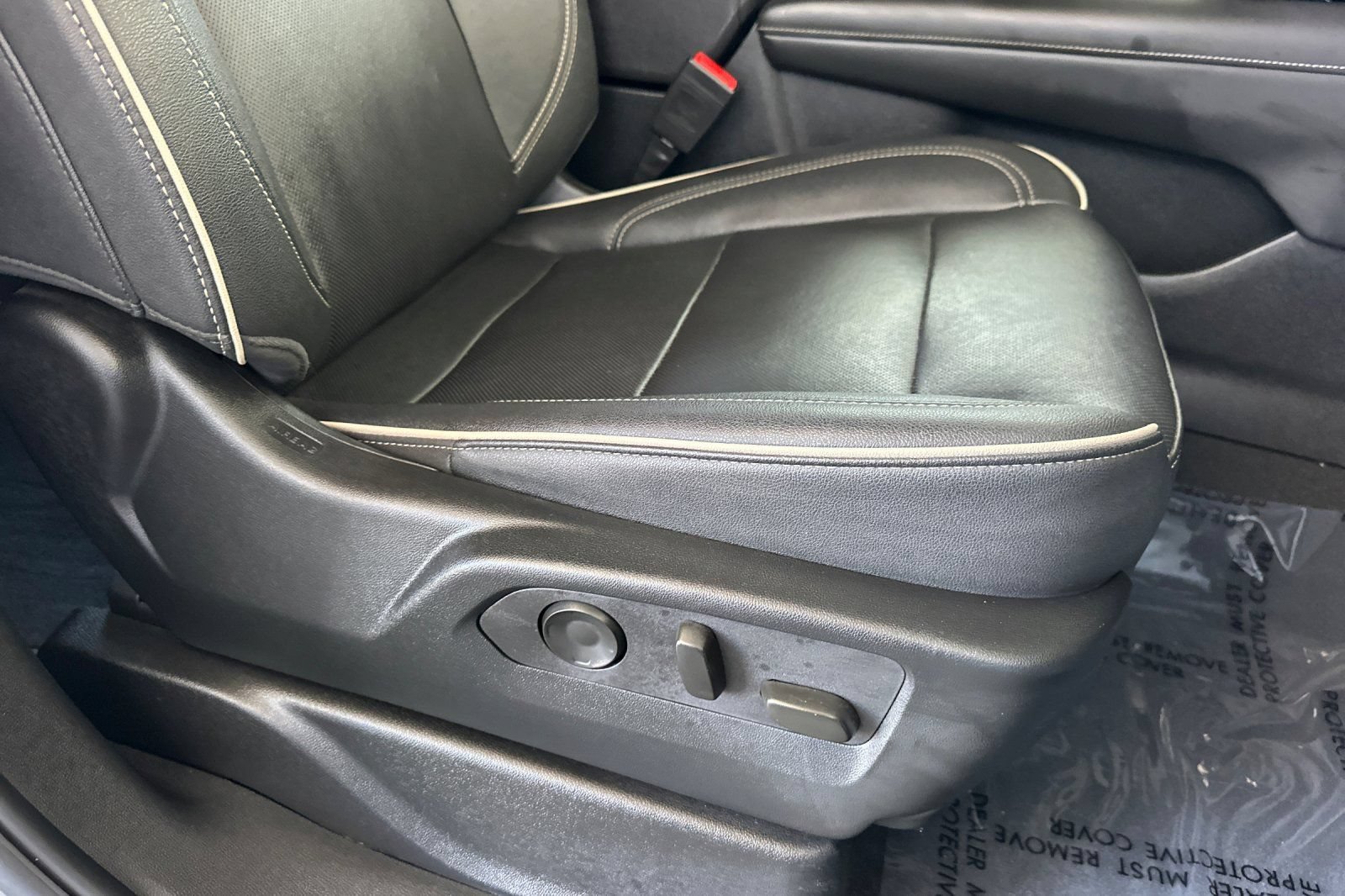 Certified 2025 Chevrolet Tahoe Premier AWD/4WD image 25
