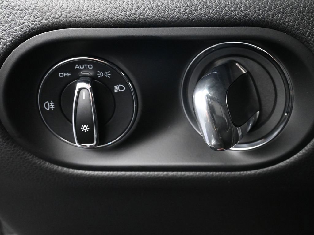 Used 2026 Porsche Macan S image 23