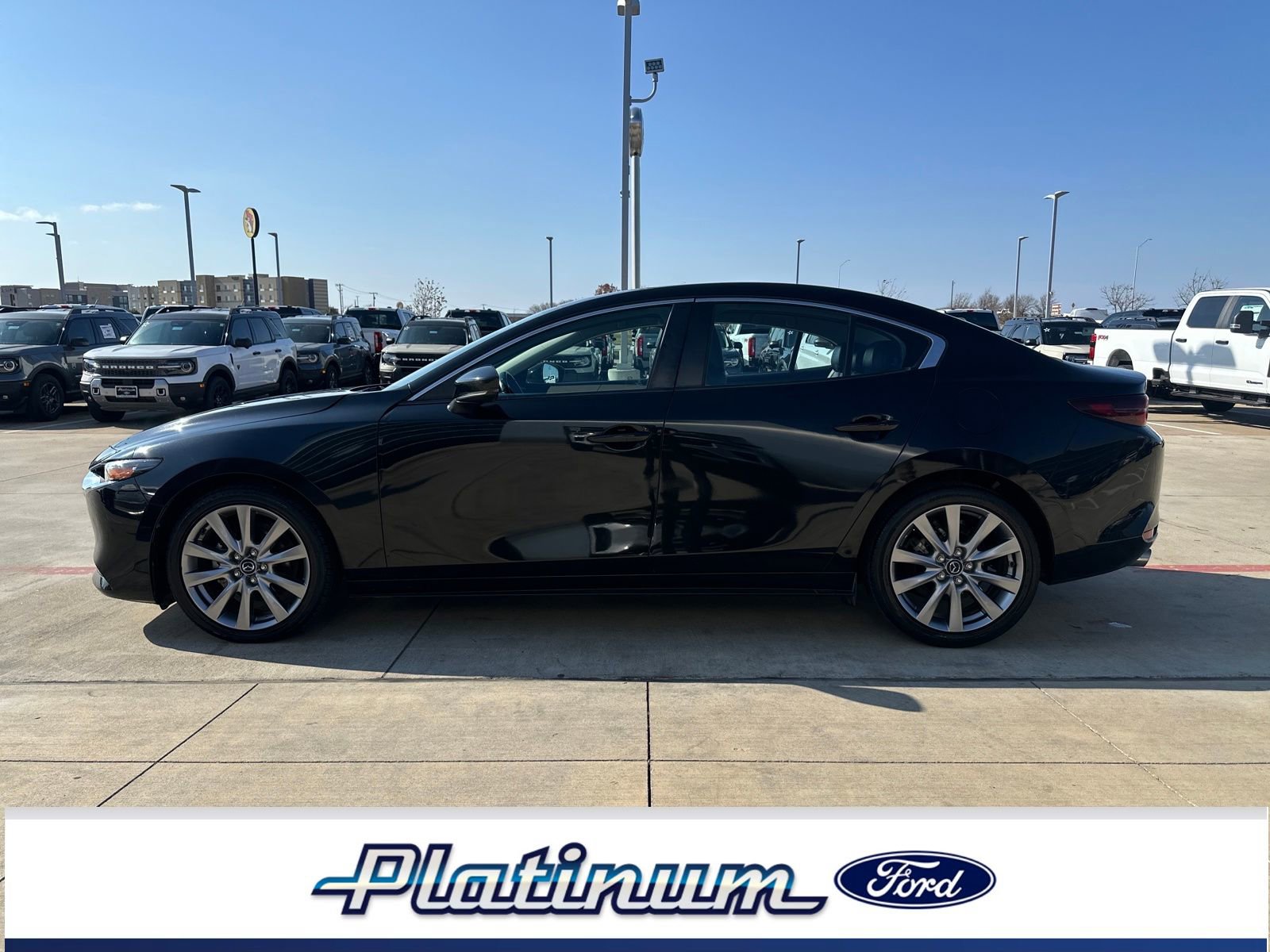 Used 2021 MAZDA MAZDA3 s image 1