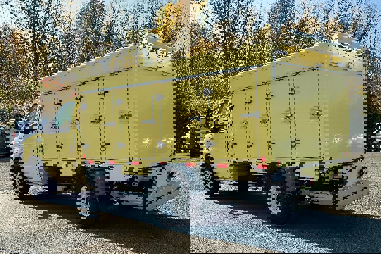 Used 2022 Ford E-450 and Econoline 450 Super Duty image 5