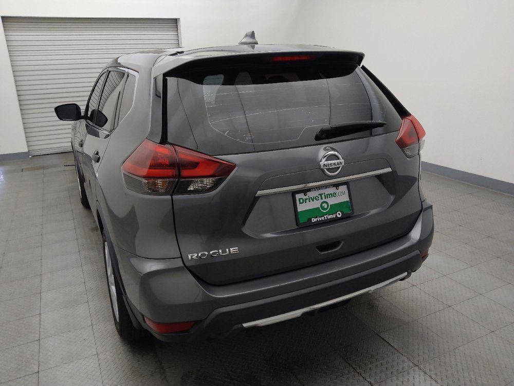 Used 2020 Nissan Rogue S FWD image 6
