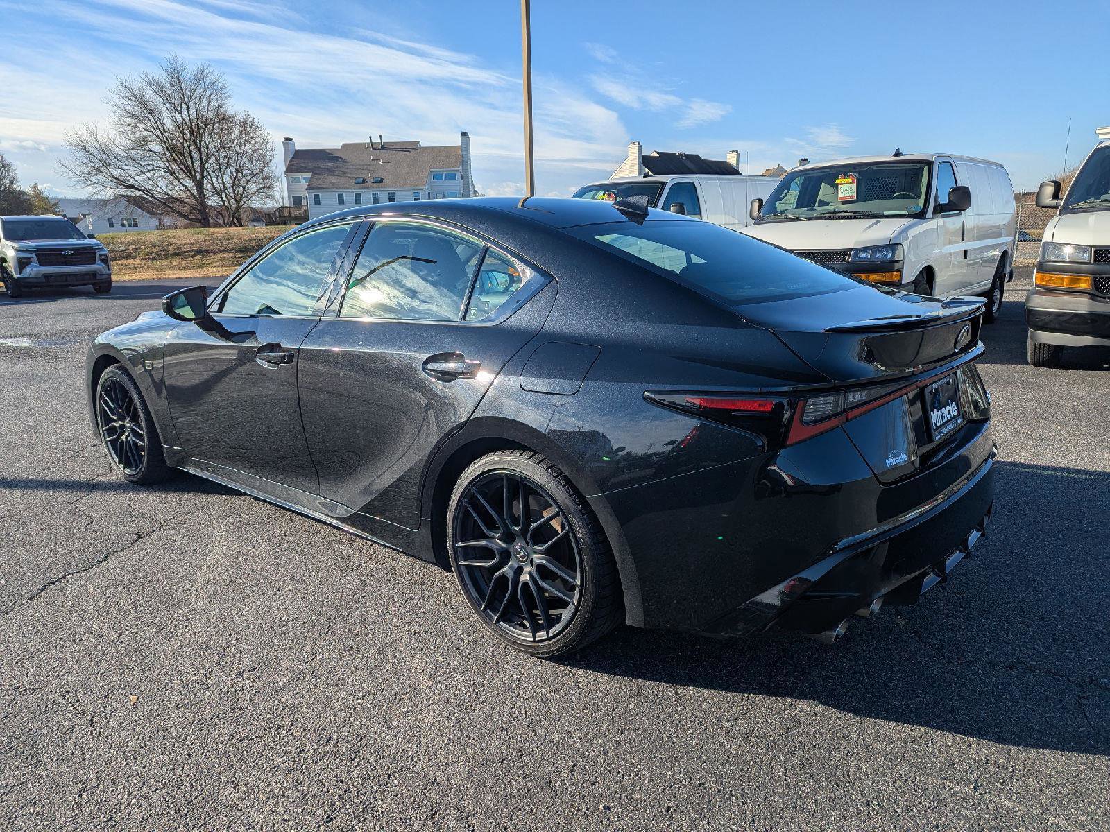 Used 2023 Lexus IS 500 image 5