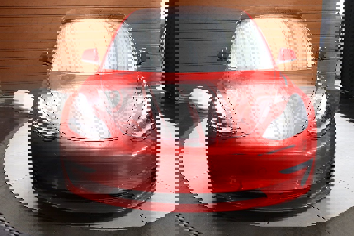 Used 2021 Tesla Model 3 Long Range image 2