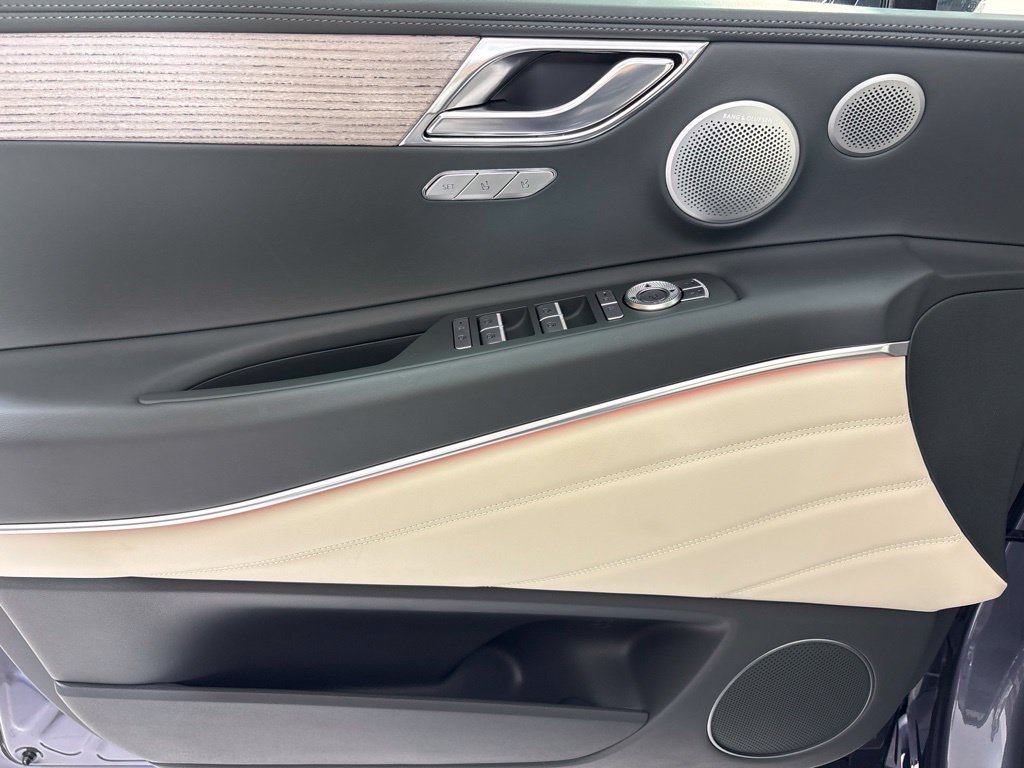 New 2027 Genesis GV80 2.5T Prestige AWD/4WD image 17