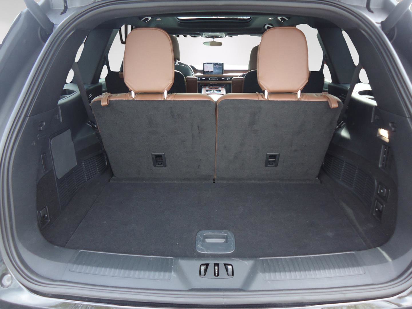 Used 2024 Lincoln Aviator Reserve w/ Equipment Group 201A image 33