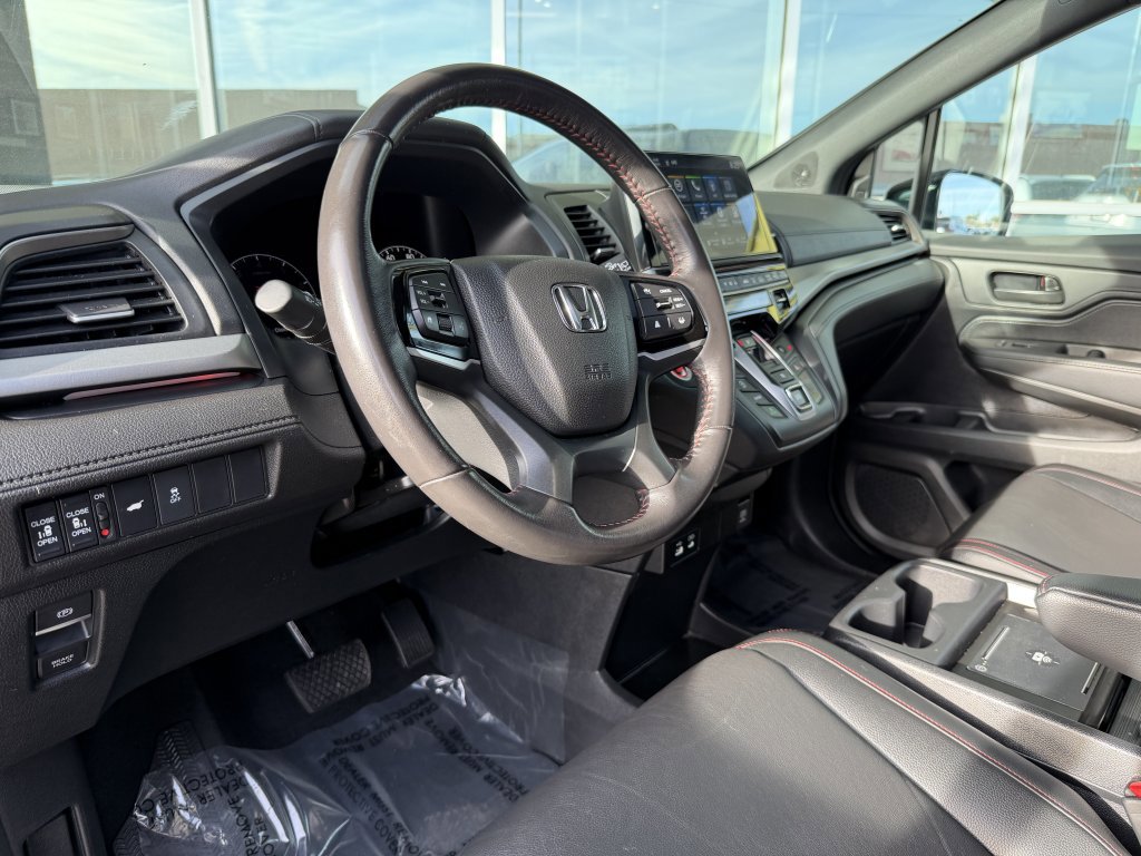 Used 2025 Honda Odyssey Sport-L image 29