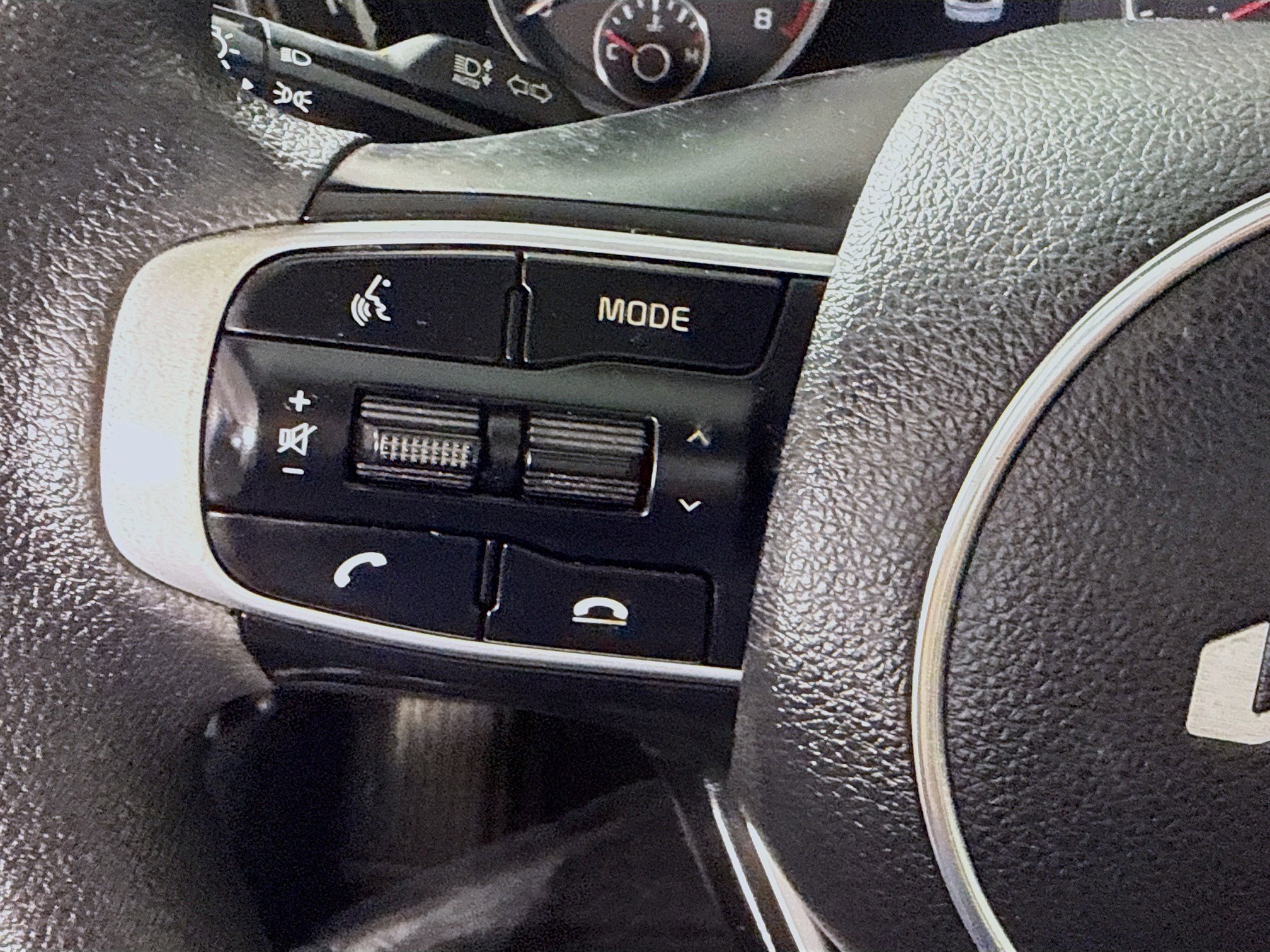 Used 2022 Kia K5 LX image 14