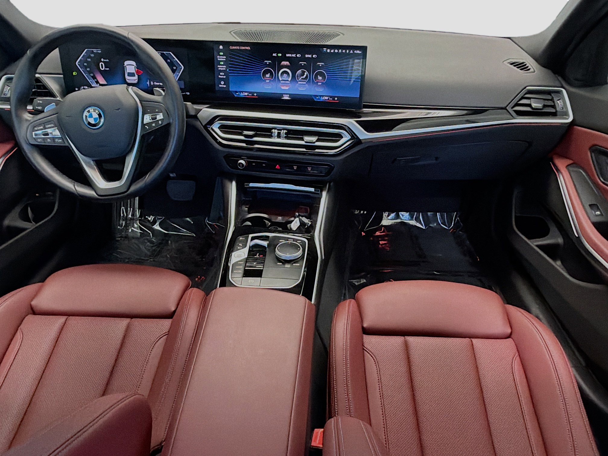 Used 2024 BMW 330e w/ Convenience Package image 11