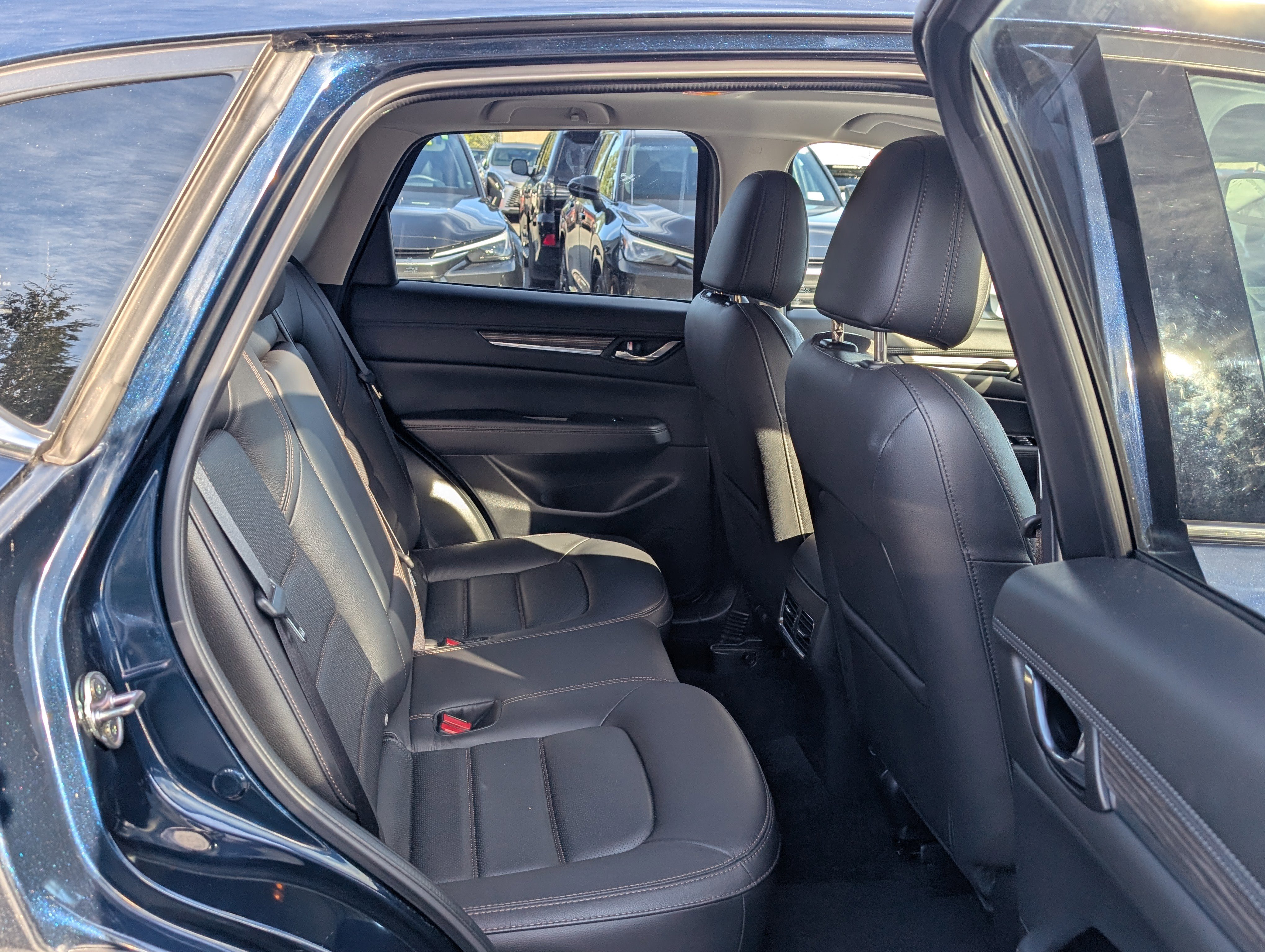 Used 2023 MAZDA CX-5 AWD 2.5 S w/ Premium Plus Pkg image 12