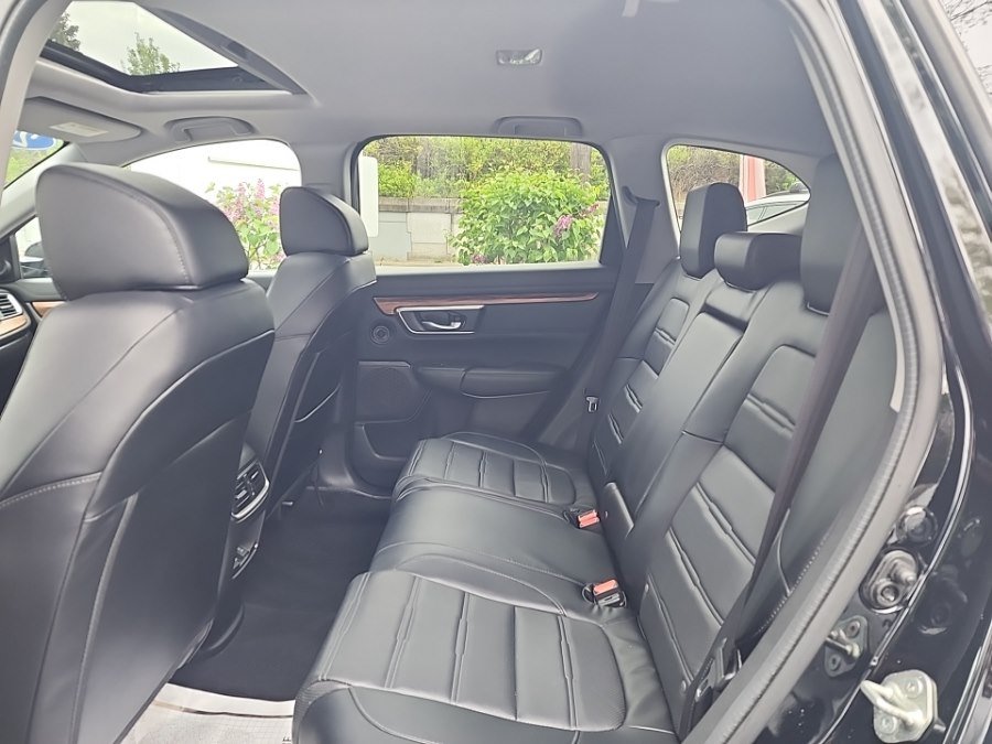 Used 2018 Honda CR-V Touring image 34