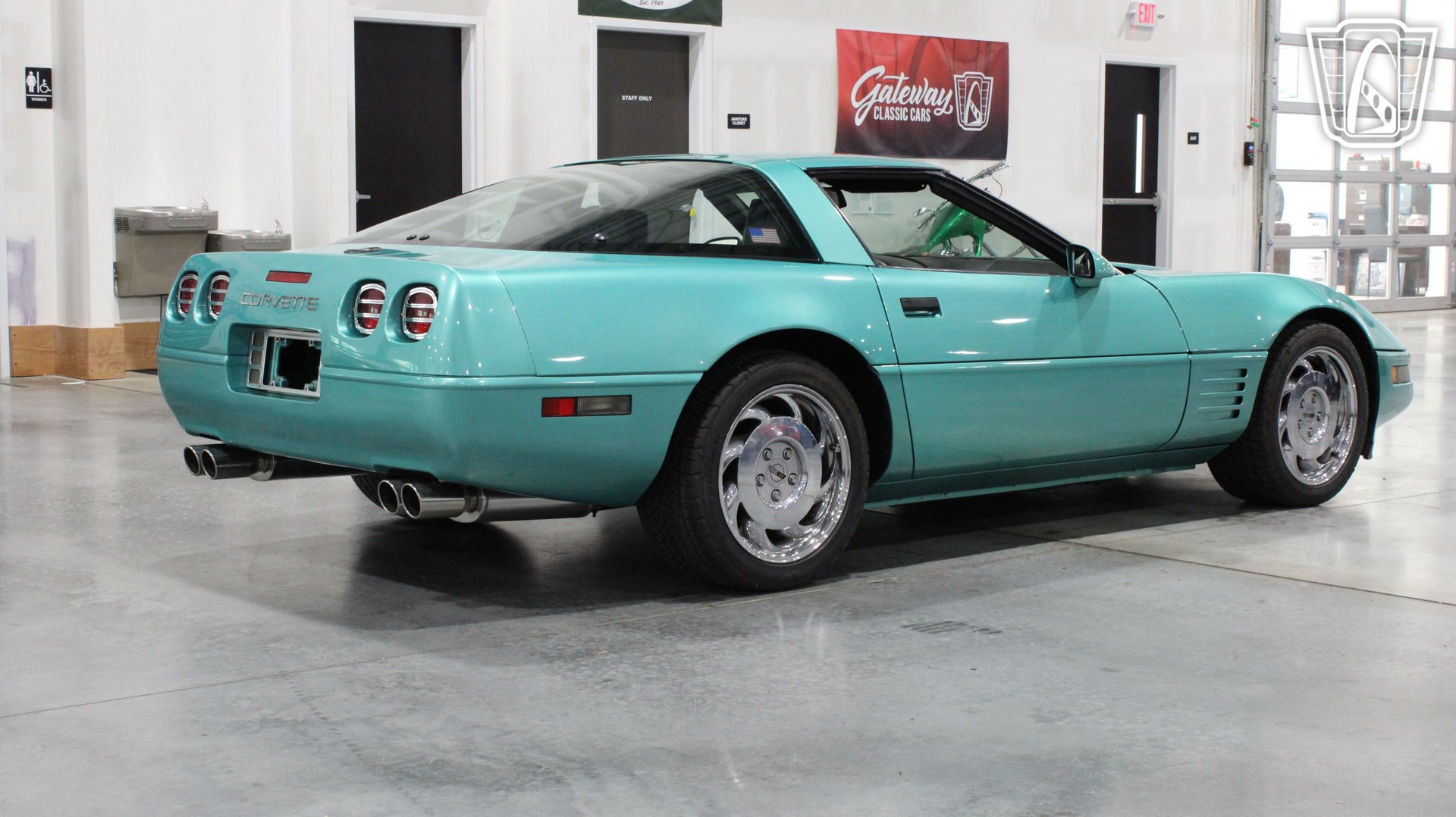 Used 1991 Chevrolet Corvette Coupe RWD image 33