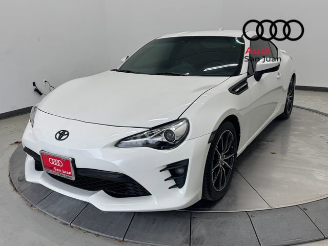 Used 2017 Toyota 86 RWD image 3