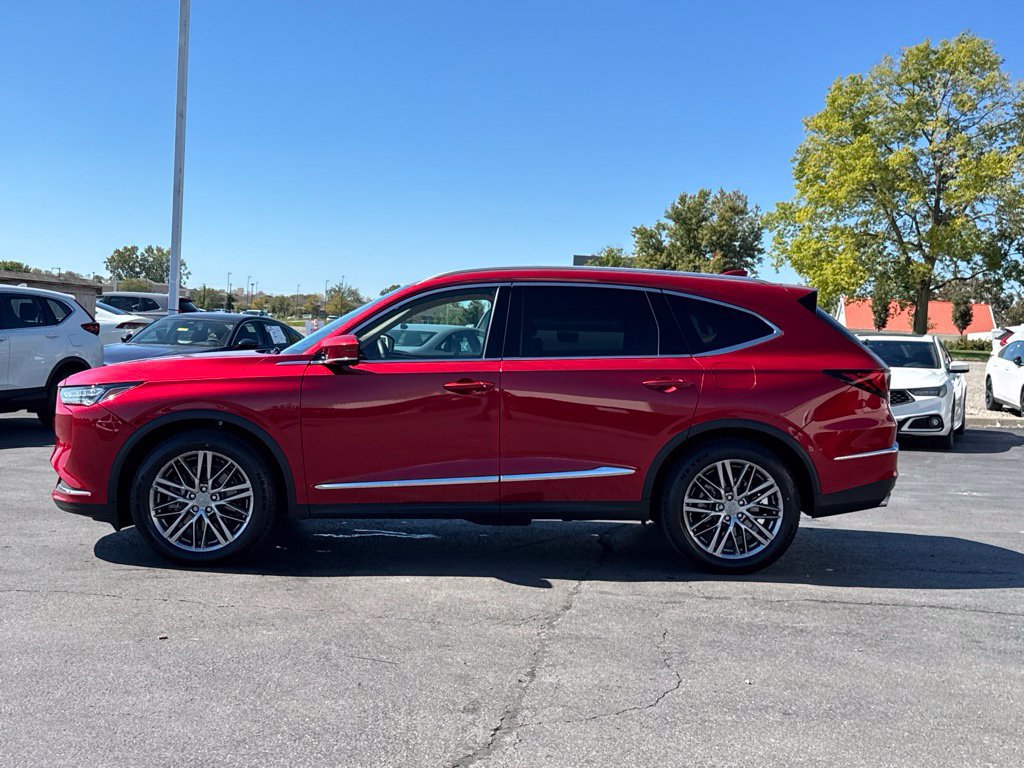 Certified 2024 Acura MDX w/ Advance Package AWD/4WD image 4