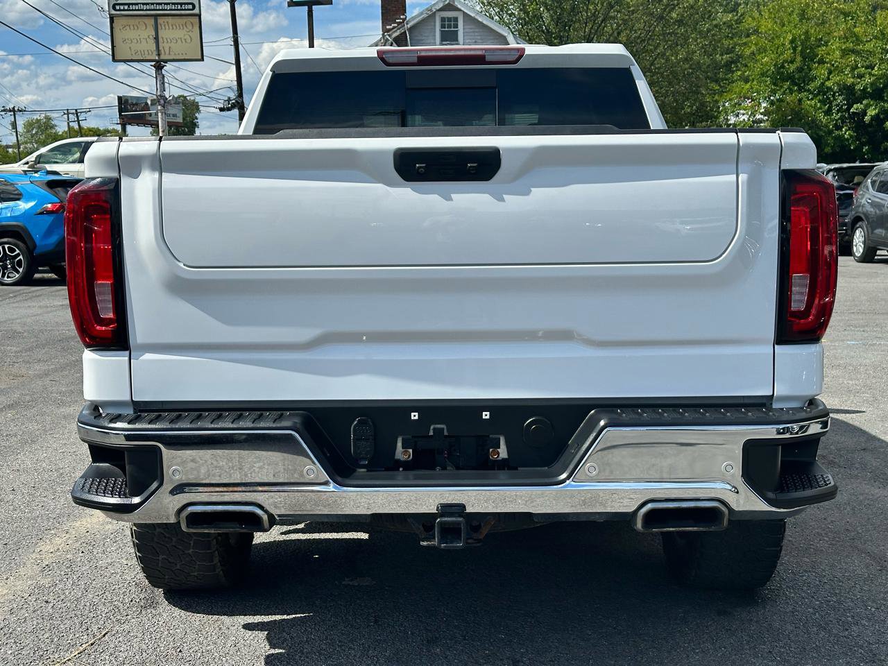 Used 2019 GMC Sierra 1500 SLT w/ SLT Premium Plus Package AWD/4WD image 8