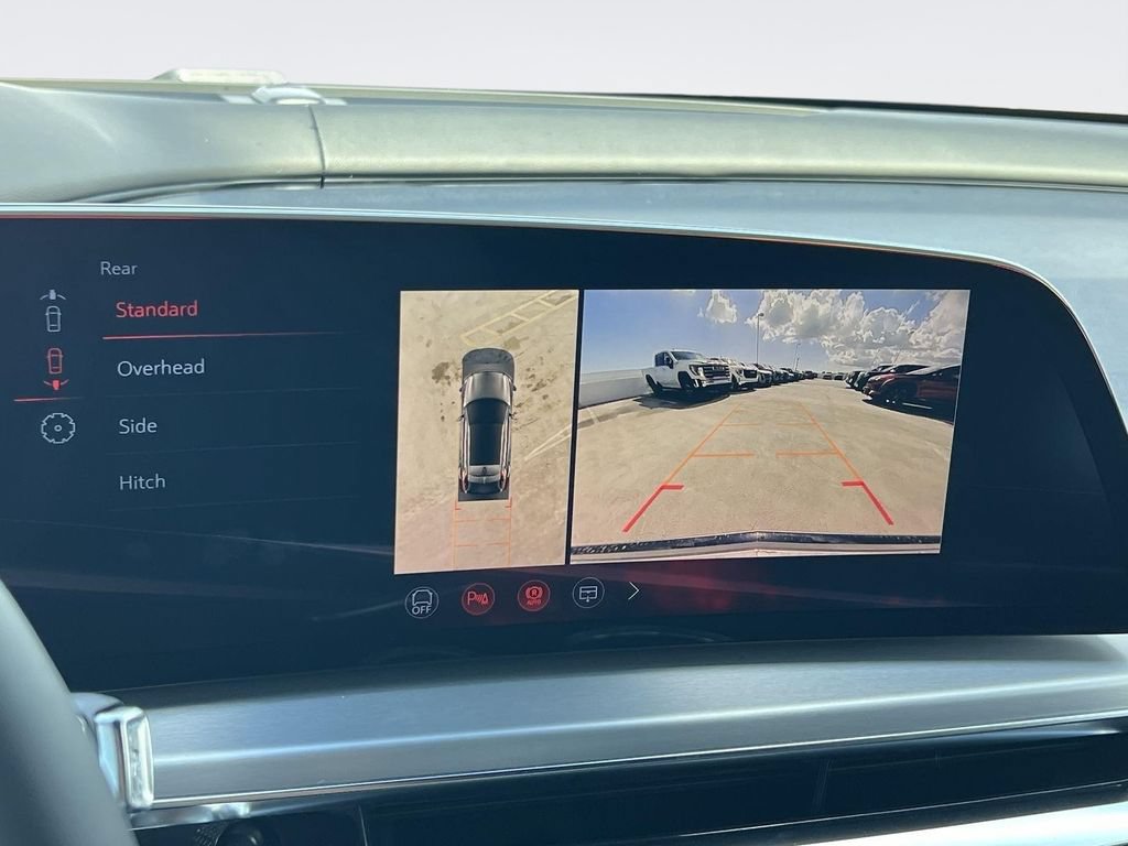 New 2026 Cadillac Lyriq V AWD/4WD image 20