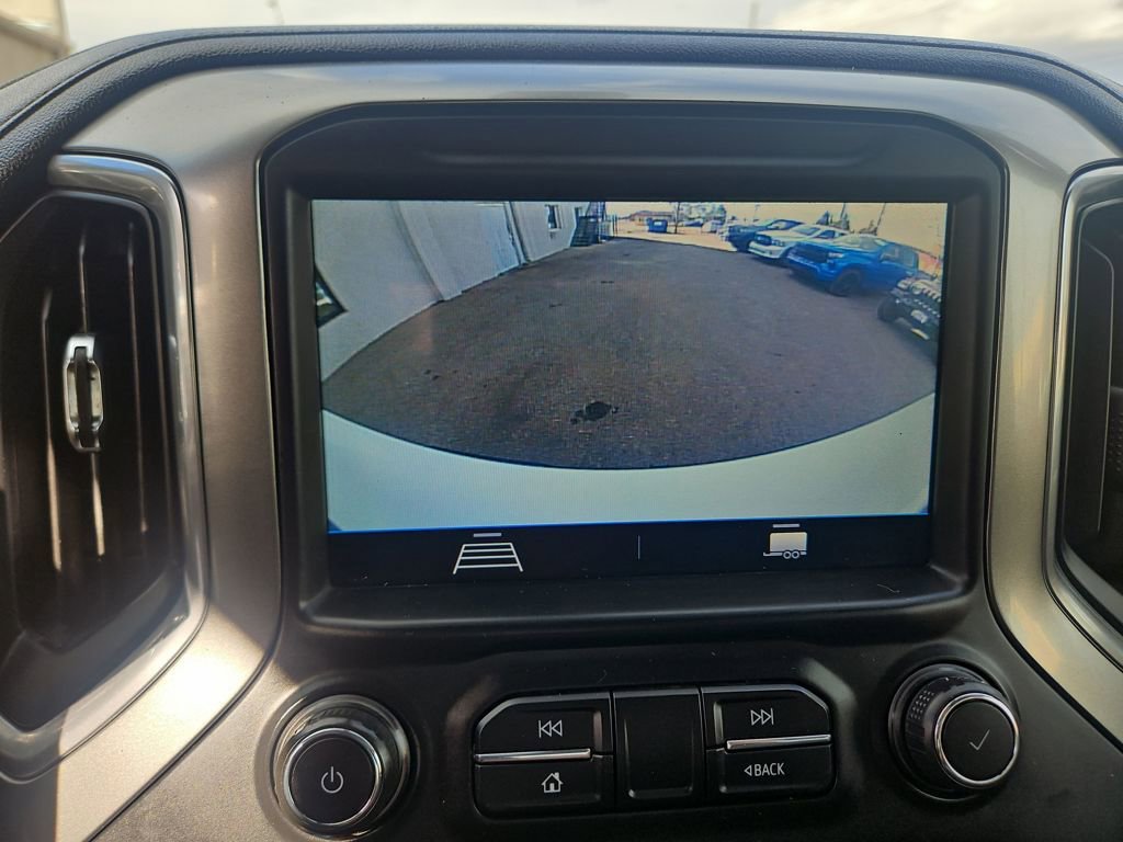 Used 2020 Chevrolet Silverado 1500 LT image 20