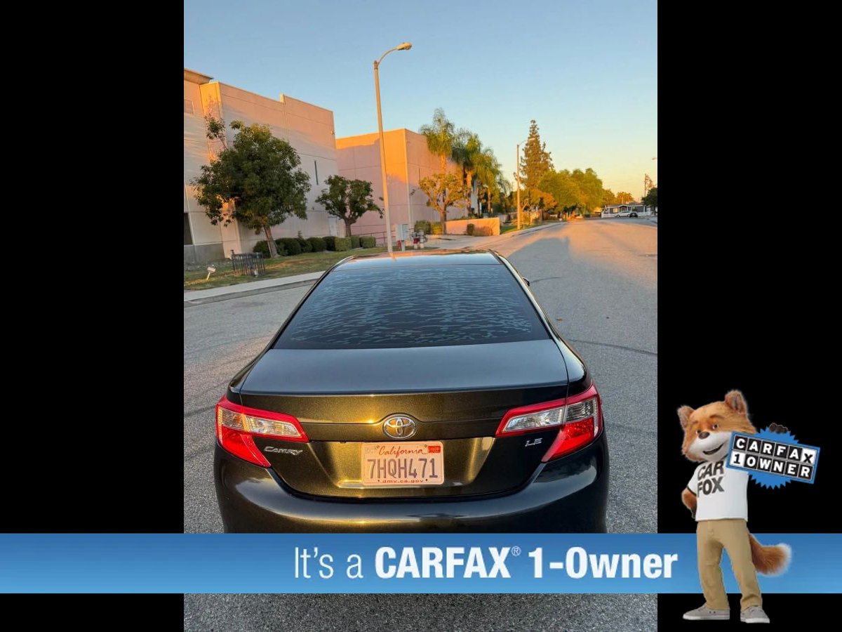 Used 2014 Toyota Camry LE FWD image 12