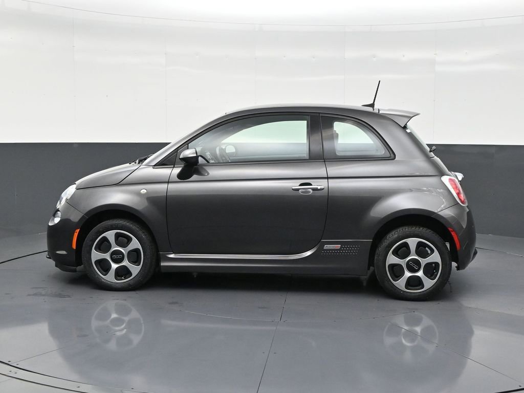 Used 2018 FIAT 500 e image 2