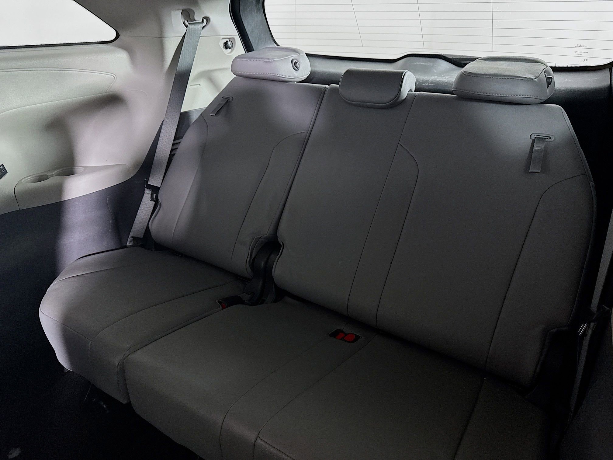 Certified 2022 Toyota Sienna XLE image 20