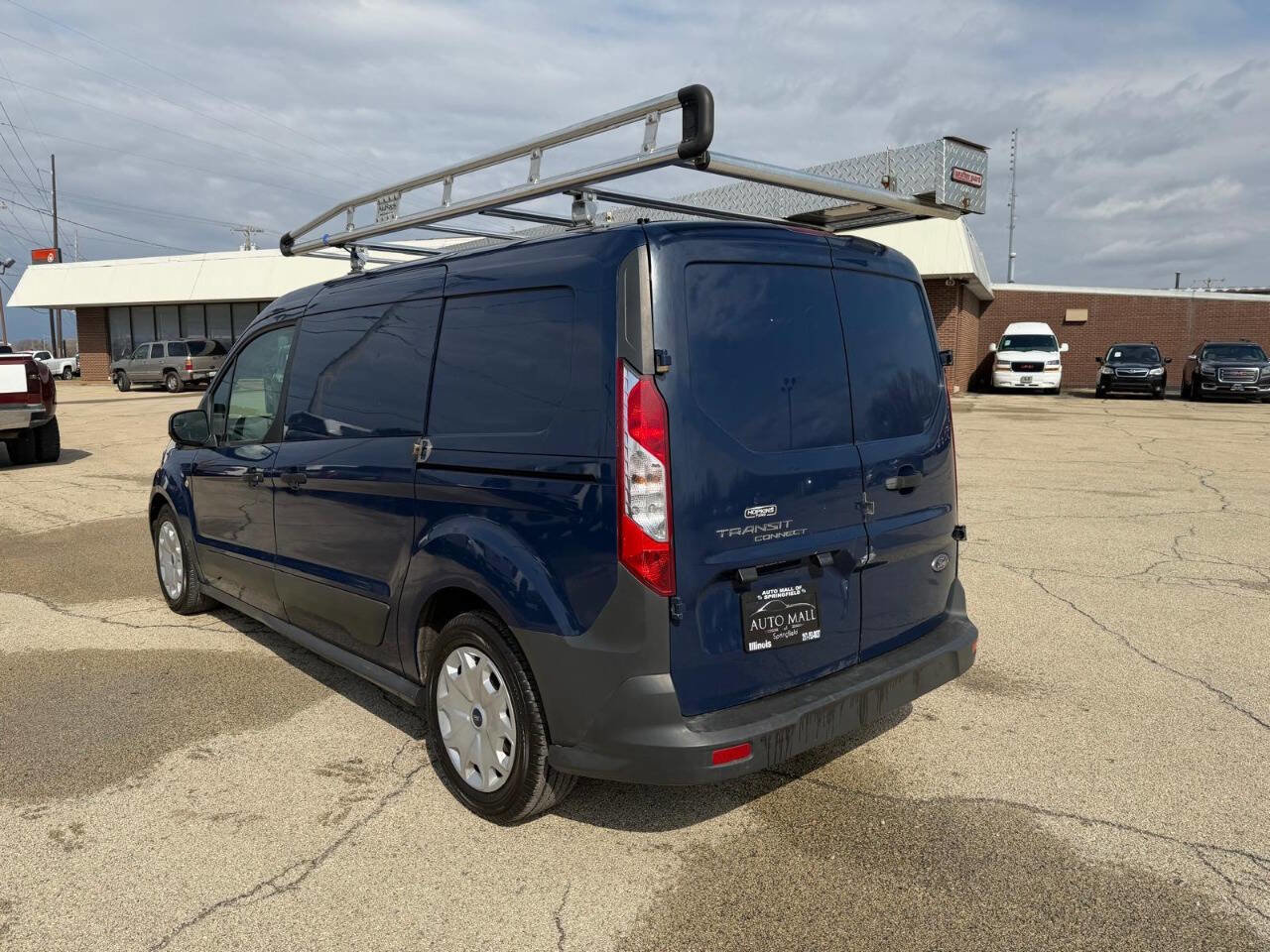 Used 2016 Ford Transit Connect XL image 3