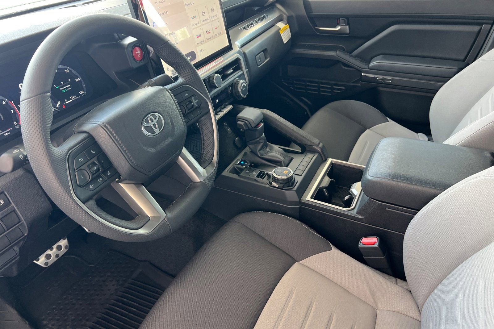 Certified 2025 Toyota Tacoma TRD Sport image 7